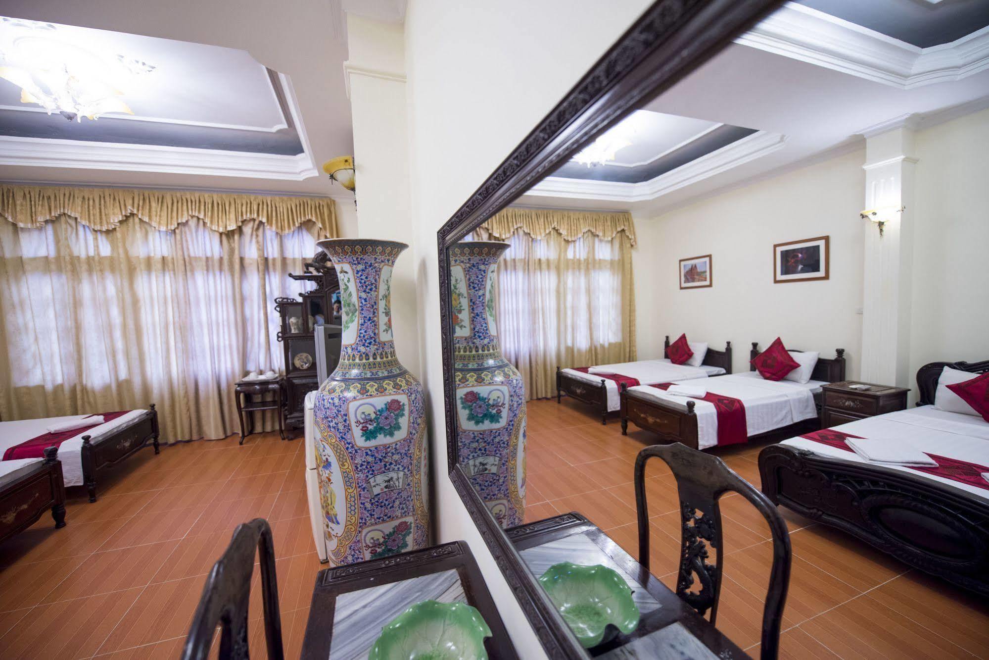 Group Nest Hotel Hanoï Extérieur photo